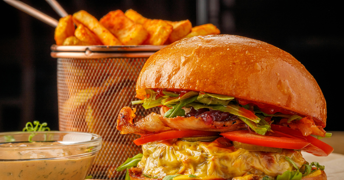 Why Burger Catering Continues to Be a Popular Choice for Events of Every Size